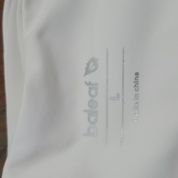 Capris - Picture 5 of 8